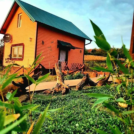 Suncana Strana Fruske Gore - Veliko Imanje Sa Kucom Za Odmor Holiday home *