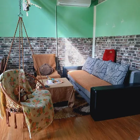 Suncana Strana Fruske Gore - Veliko Imanje Sa Kucom Za Odmor Holiday home Velika Remeta