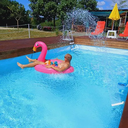 Holiday home Suncana Strana Fruske Gore - Veliko Imanje Sa Kucom Za Odmor *