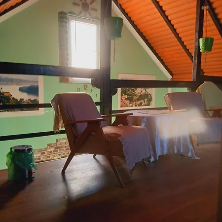 Suncana Strana Fruske Gore - Veliko Imanje Sa Kucom Za Odmor Holiday home *