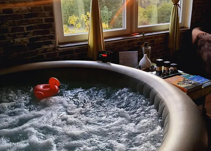 Suncana Strana Fruske Gore - Veliko Imanje Sa Kucom Za Odmor * Velika Remeta