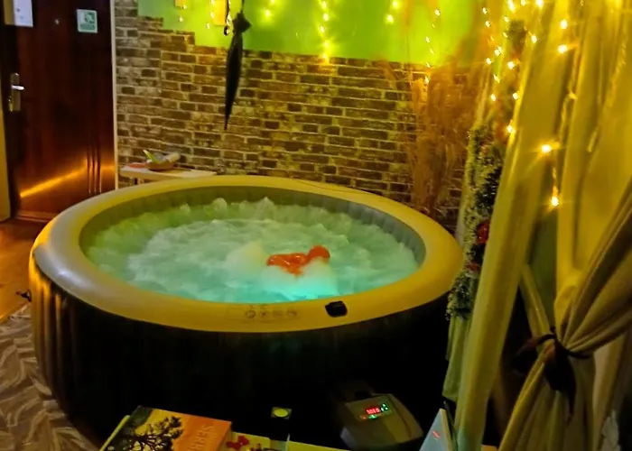 Tatil Evi Suncana Strana Fruske Gore - Veliko Imanje Sa Kucom Za Odmor