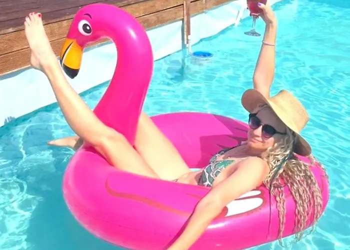 Suncana Strana Fruske Gore - Veliko Imanje Sa Kucom Za Odmor * Velika Remeta