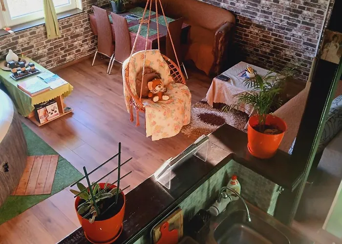 Suncana Strana Fruske Gore - Veliko Imanje Sa Kucom Za Odmor