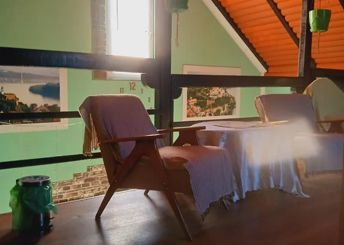 Suncana Strana Fruske Gore - Veliko Imanje Sa Kucom Za Odmor Tatil Evi *